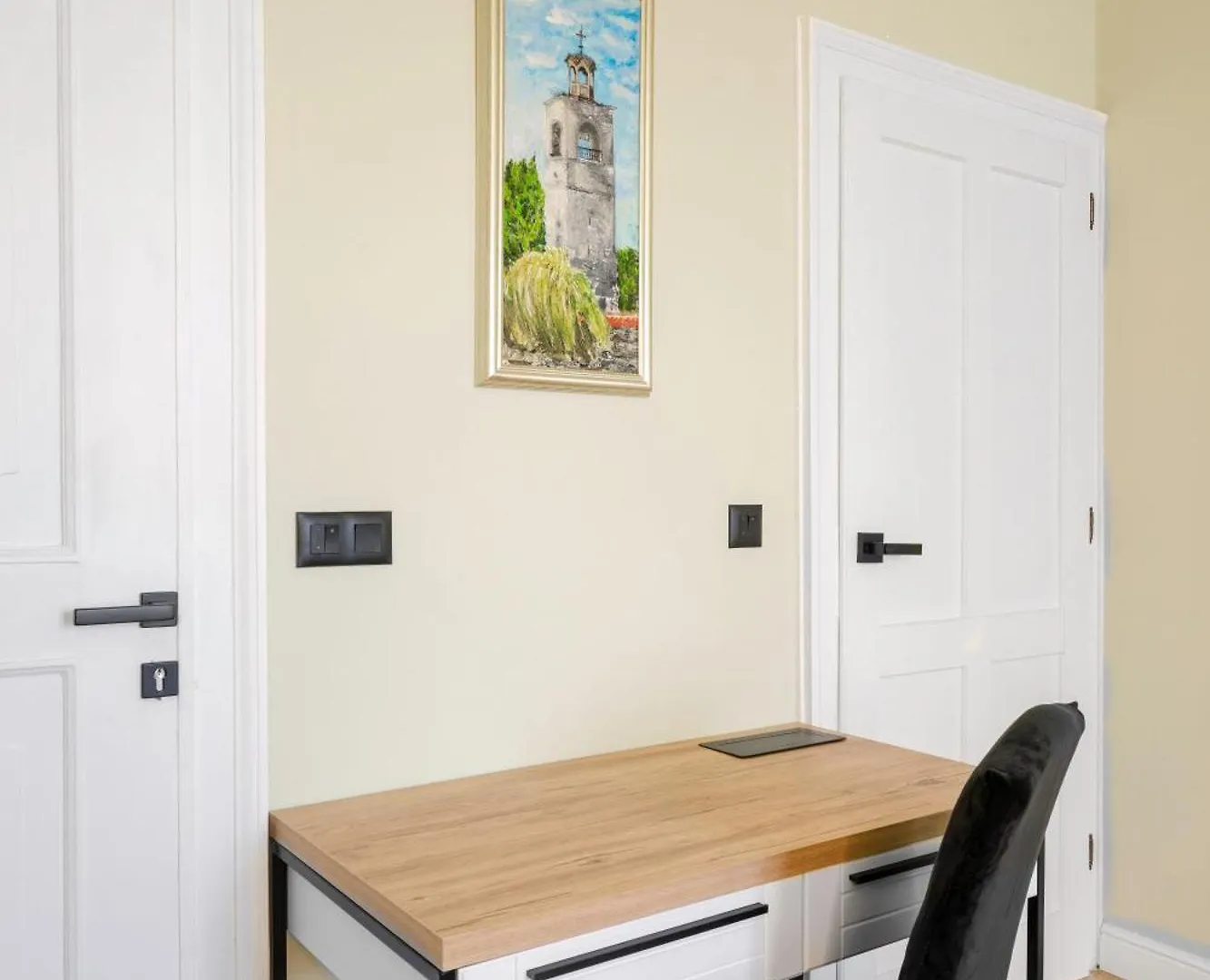 아파트 Urban Charm & Comfort - Chic 2Bd In Prime Location By Flat Mаnager 소피아 불가리아